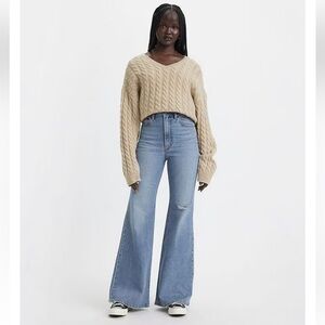 Levi’s Ribcage Bell Jeans Size 30